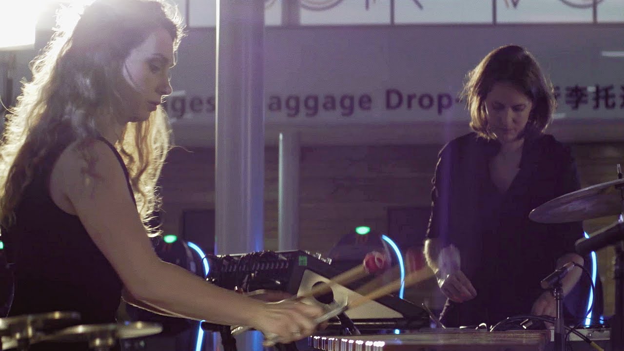 CHLOE & Vassilena Serafimova - Sequenza Live at Paris-Orly Airport